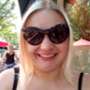 Meet your Posher, Candie